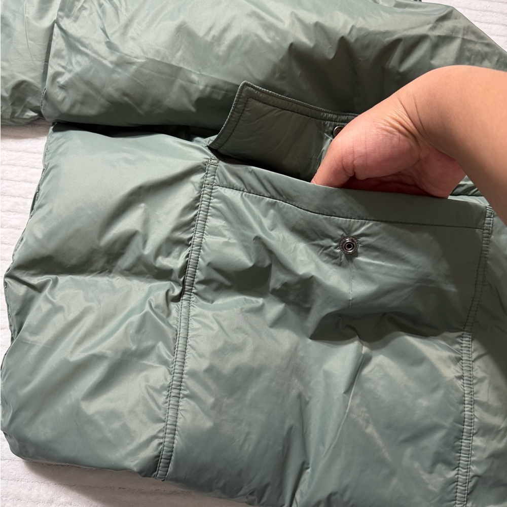 Fabletics Sage Green Puffer Coat - Picture 5 of 8